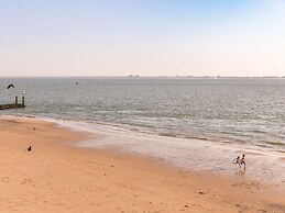 Luxurious Holiday Home With Dishwasher, 200 m From the Beach