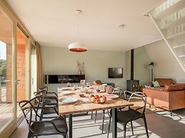 Luxurious Holiday Home With Dishwasher, 200 m From the Beach