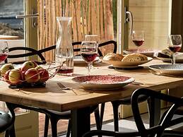 Luxurious Holiday Home With Dishwasher, 200 m From the Beach