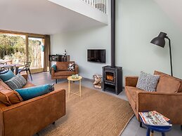 Luxurious Holiday Home With Dishwasher, 200 m From the Beach