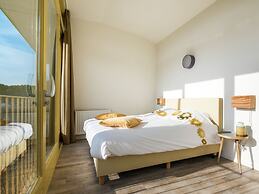 Luxurious Holiday Home With Dishwasher, 200 m From the Beach