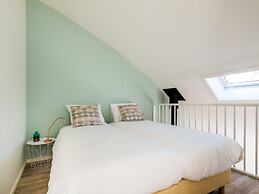 Luxurious Holiday Home With Dishwasher, 200 m From the Beach