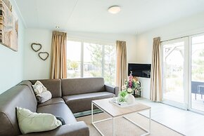 Modern Chalet With Dishwasher, Near the Beach