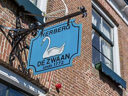 Modern Chalet With Dishwasher, Near the Beach