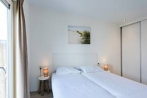 Modern Chalet With Dishwasher, Near the Beach