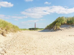 Modern Chalet With Dishwasher, Near the Beach