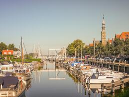 Modern Villa With 3 Bathrooms, Located Close to Lake Veere