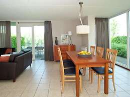 House With Garden in a Holiday Park in Limburg