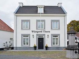 House With Garden in a Holiday Park in Limburg