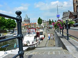 House With Garden in a Holiday Park in Limburg