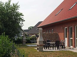Idyllisches Ferienhaus mit Ueberdachter Terrasse