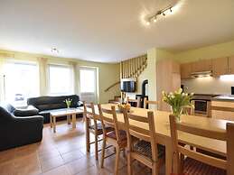 Idyllisches Ferienhaus mit Ueberdachter Terrasse