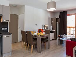 Chalet in Paradiski With Spa & Pool Access