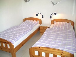 Bungalow im Feriendorf Uslar mit Gartenterrasse