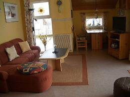 Bungalow im Feriendorf Uslar mit Gartenterrasse