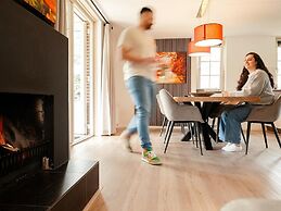 Detached Villa with Outdoor Fireplace near Veluwe