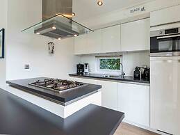 Charming Chalet With Dishwasher in Noordwijk