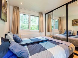 Charming Chalet With Dishwasher in Noordwijk