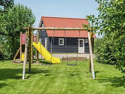 Comfortable Home With a Terrace Near the Oosterschelde