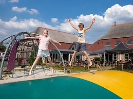 Spacious Thatched Villa With Dishwasher, in a National Park