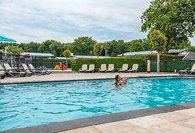 Modern Chalet With Dishwasher in Noordwijk Near the Sea