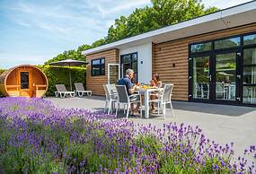 Modern Chalet With Dishwasher in Noordwijk Near the Sea