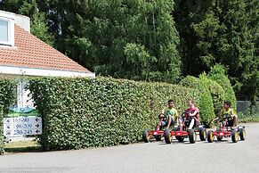 Nature-set Villa With Microwave Oven