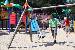 Nature-set Villa With Microwave Oven