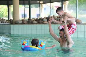 Nature-set Villa With Microwave Oven