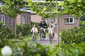 Nature-set Villa With Microwave Oven