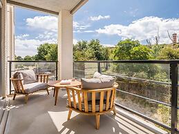 Luxurious Apartment With two Bathrooms, 1 km From the Beach