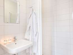 Luxurious Apartment With two Bathrooms, 1 km From the Beach