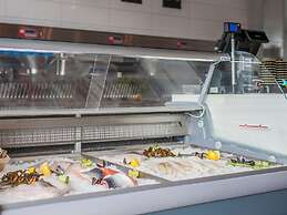 Luxurious Apartment With two Bathrooms, 1 km From the Beach