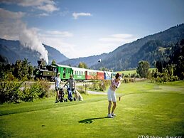 Spacious Chalet near Ski Area in Sankt Georgen ob Murau