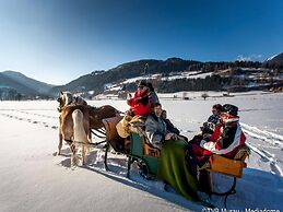 Spacious Chalet near Ski Area in Sankt Georgen ob Murau