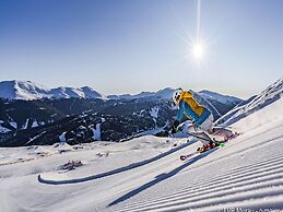 Spacious Chalet near Ski Area in Sankt Georgen ob Murau