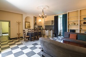Cottage in Chaleix Near Forest & Lake