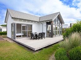 Detached Single Story Holiday Home Near the Sea