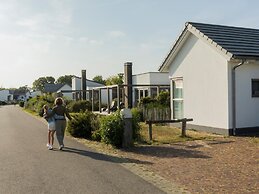 Detached Single Story Holiday Home Near the Sea