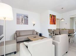 Detached Single Story Holiday Home Near the Sea