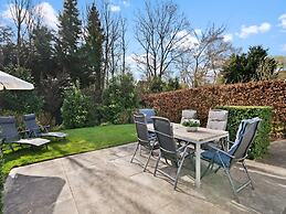 Nice Holiday Home With Dishwasher, in Schoorl