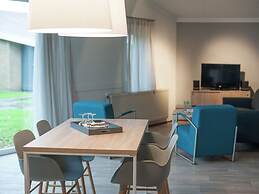 Restyled Bungalow with Dishwasher near Cozy Domburg