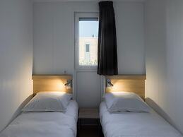 Comfy Lodge Near Beach
