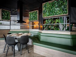 Villa With Sauna & Bubble Bath in Limburg