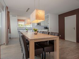 Comfortable Villa With Four Bathrooms, in Green Surroundings