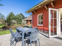 Luxurious Villa With Bath and Dishwasher Near a Nature Reserve