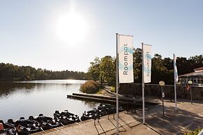 Luxurious Villa With Hot Tub and Sauna