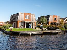 Holiday Home With Jetty Near Sneekermeer