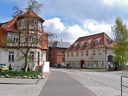 Luxuriou Apartment in Steffenshagen With Fireplace