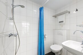 Apartment in De Koog With Free Parking